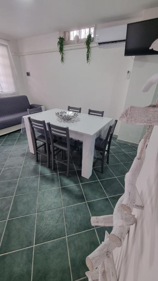 Casa Vacanze Afea Torre Dell'Orso Salento Puglia Exteriör bild