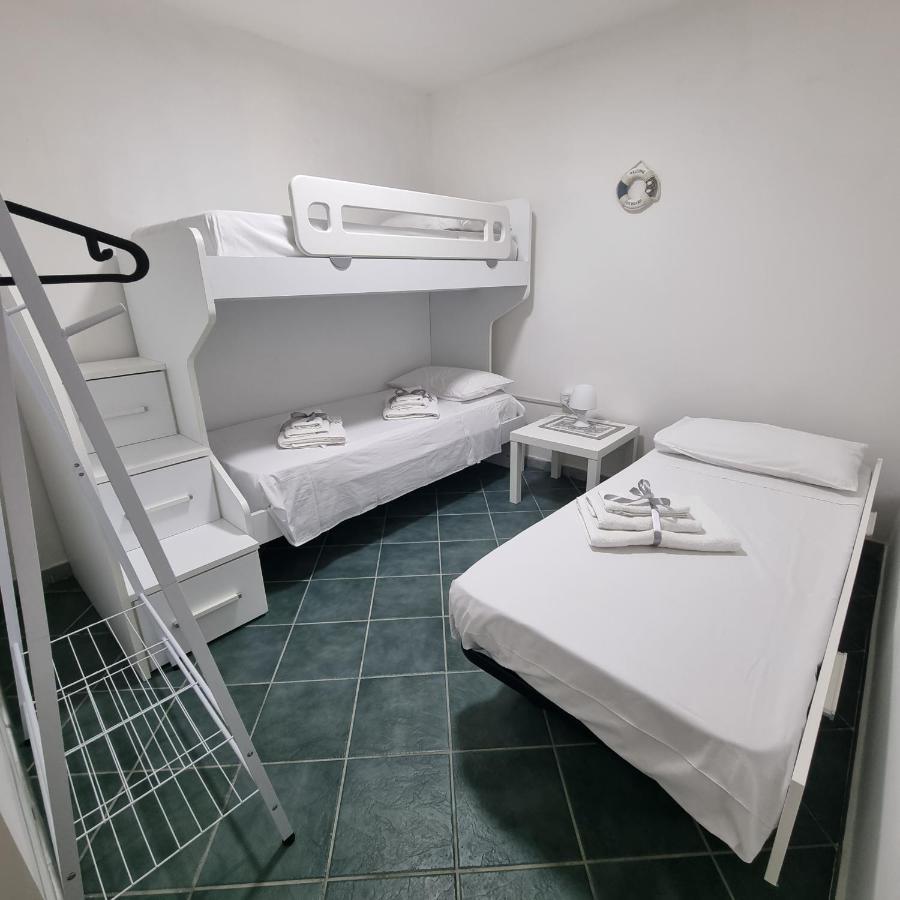Casa Vacanze Afea Torre Dell'Orso Salento Puglia Exteriör bild